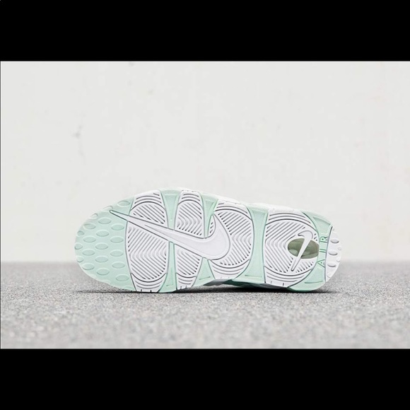 Nike Air Uptempo Barely Green - Picture 2 of 5